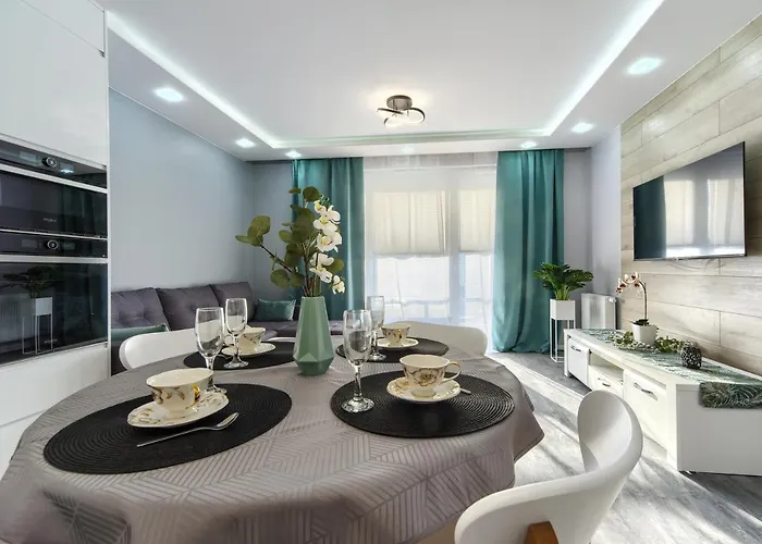 Nad Morzem,przystan Letnica